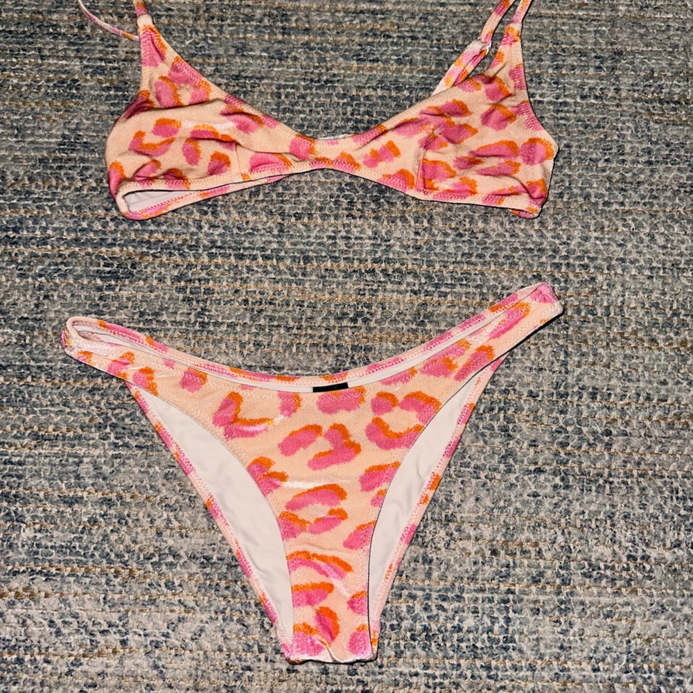 SOLD.  TRIANGL MAIA BIKINI